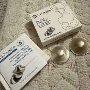 Silverette Silver Nursing Cups - Silver Metallic